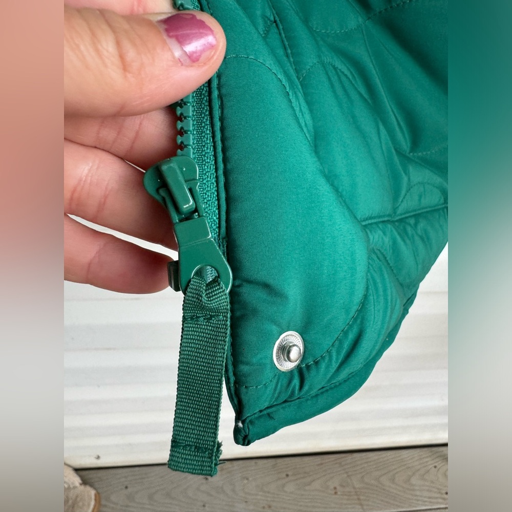 Talbots Patch Pocket Quilted Jacket Size Medium - image 8